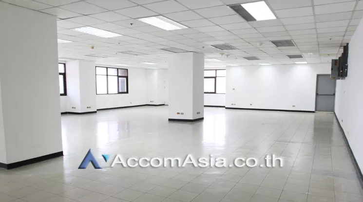  1  Office Space For Rent in Charoen Nakhon ,Bangkok BTS Krung Thon Buri at Thai Sri Tower AA17855